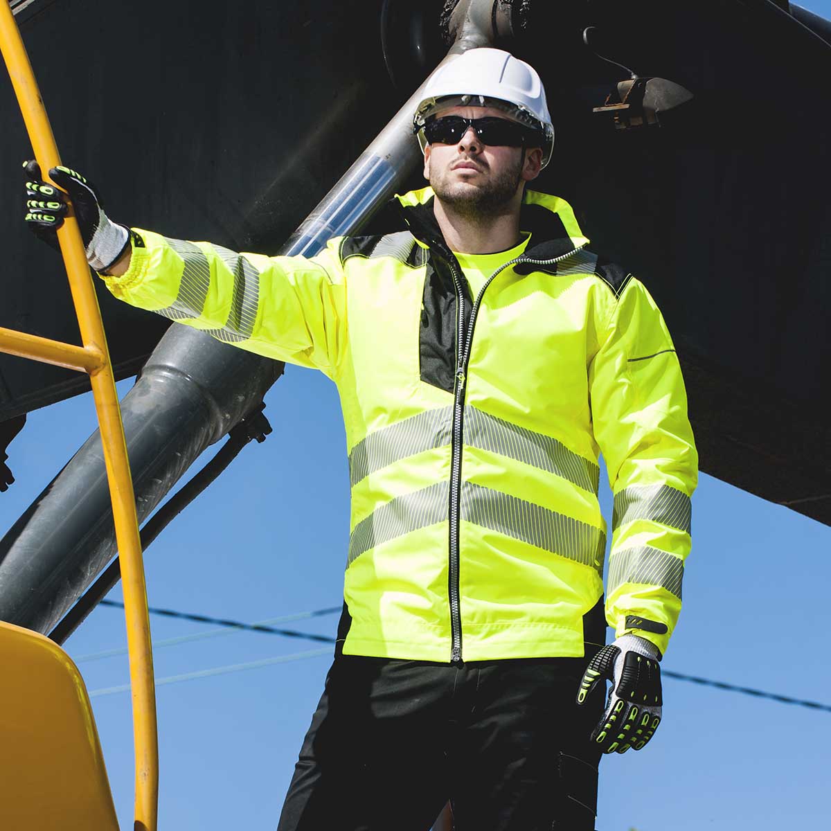 Portwest T400 PW3 Hi-Vis Winter Jacket - Yellow/Black